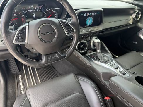 Used 2017 Chevrolet Camaro SS RWD image 17