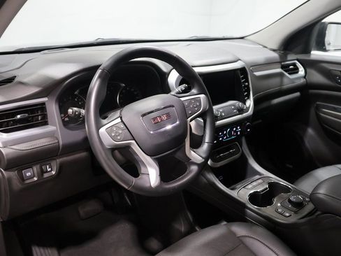 Used 2023 GMC Acadia SLT image 18