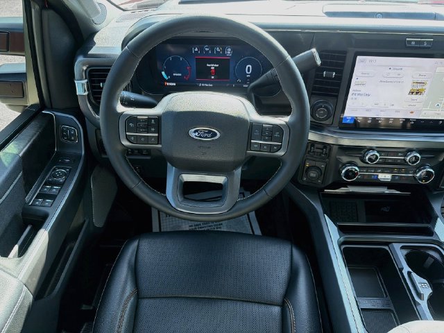 Used 2025 Ford F250 Lariat w/ Lariat Ultimate Package AWD/4WD image 16