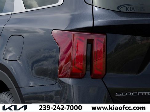 New 2026 Kia Sorento S FWD image 7