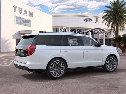 New 2027 Ford Expedition Platinum w/ Platinum Ultimate Package AWD/4WD image 6