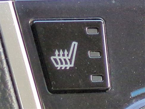 Used 2018 Subaru Outback 2.5i Limited w/ Popular Package #2 image 23