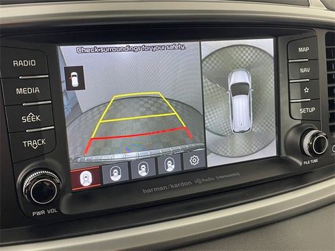 Used 2020 Kia Sorento SX image 8