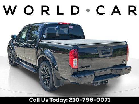Used 2021 Nissan Frontier SV w/ Midnight Edition Floor Mats RWD image 5