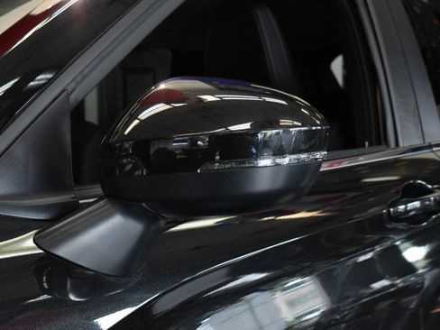 Used 2025 Mitsubishi Outlander ES AWD/4WD image 4