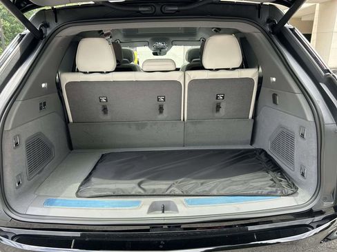 New 2026 Cadillac Escalade IQ Luxury 1 AWD/4WD image 11