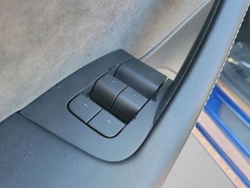 Used 2021 Tesla Model 3 Long Range image 18