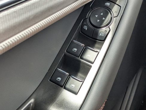 New 2026 Ford Explorer Active w/ Active Comfort Package RWD image 25