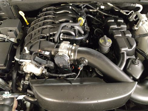 Used 2022 Dodge Durango GT w/ Trailer Tow Group IV AWD/4WD image 30