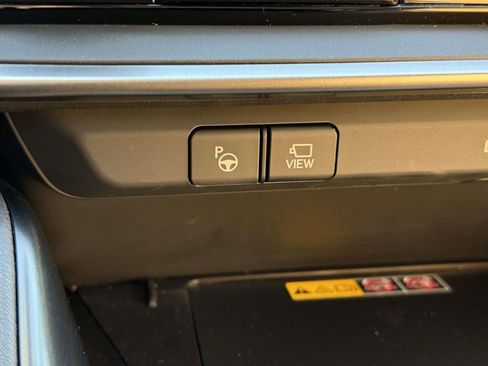 Used 2025 Lexus RZ 450e Premium w/ Technology Package image 25