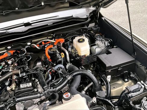 Used 2025 Toyota Tacoma TRD Off-Road image 32