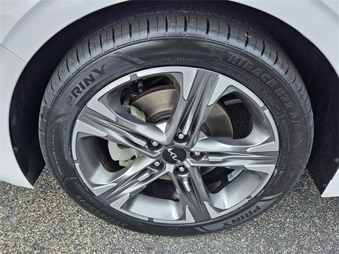 Used 2023 Kia K5 EX image 17