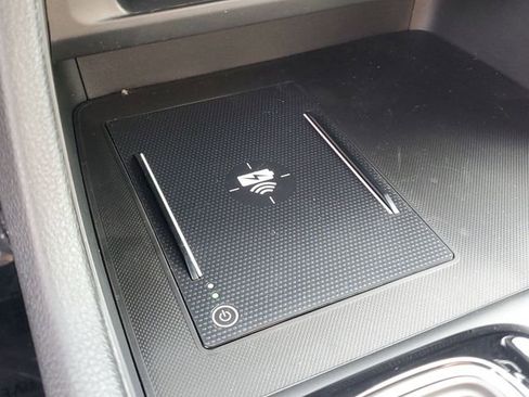 New 2025 Honda Pilot Touring image 28