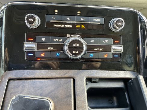 Used 2019 Lincoln Navigator Reserve w/ Cargo Package image 55