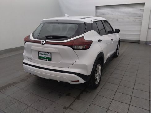 Used 2021 Nissan Kicks S FWD image 9