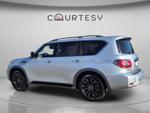 Used 2018 Nissan Armada Platinum w/ Captain Seat Package RWD image 5