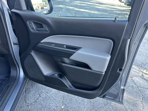 Used 2018 Chevrolet Colorado W/T w/ WT Convenience Package image 17