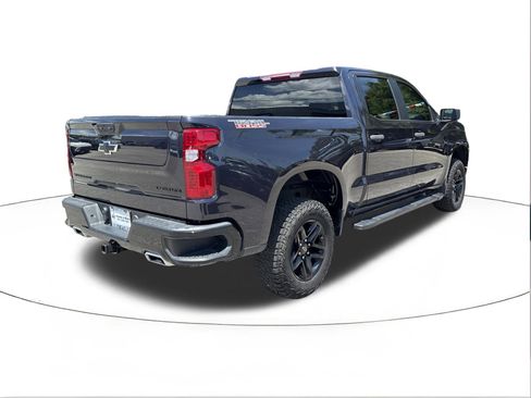 Used 2024 Chevrolet Silverado 1500 Custom Trail Boss w/ LPO, Dark Essentials Package AWD/4WD image 3