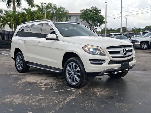 Used 2016 Mercedes-Benz GL 450 4MATIC image 5