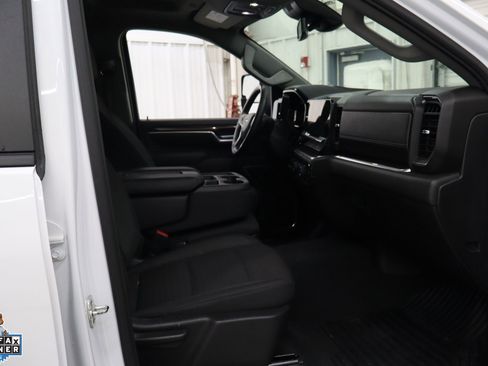 Used 2025 Chevrolet Silverado 2500 LT w/ Safety Package AWD/4WD image 25