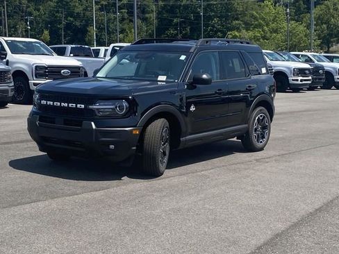 New 2025 Ford Bronco Sport Outer Banks AWD/4WD image 18