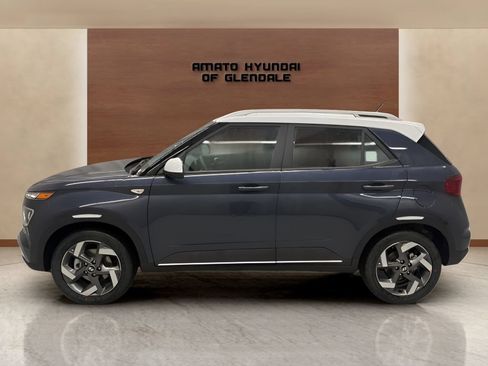 New 2026 Hyundai Venue SEL FWD image 3