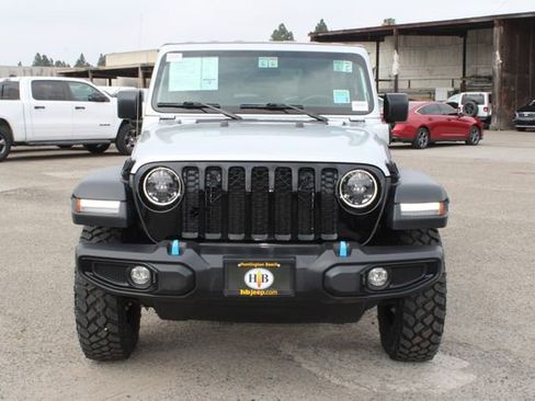 Used 2023 Jeep Wrangler Unlimited w/ Cold Weather Group image 2