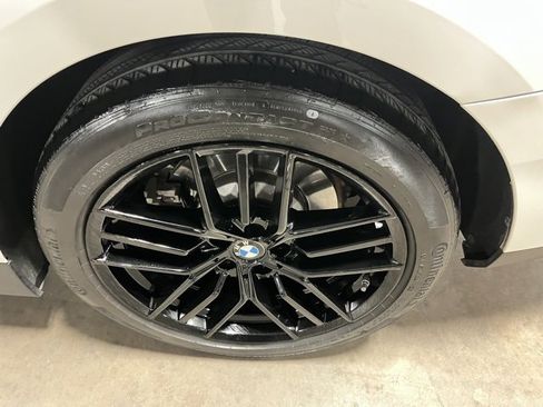 Used 2025 BMW 530i xDrive image 38