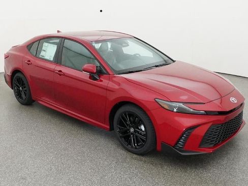 New 2026 Toyota Camry SE FWD image 13