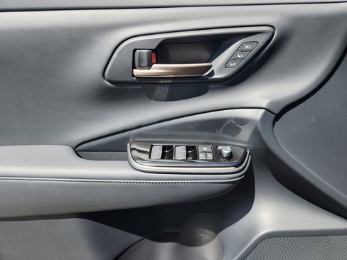 New 2026 Toyota Crown Signia image 21