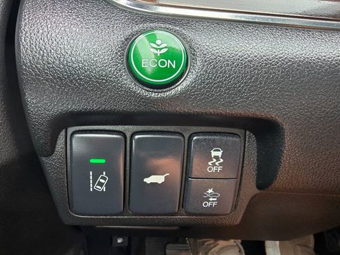 Used 2015 Honda CR-V Touring image 13