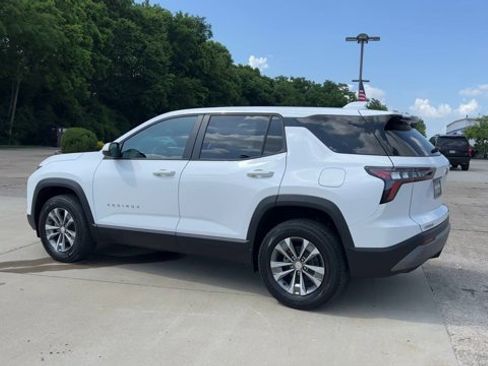 New 2026 Chevrolet Equinox LT w/ Convenience Package II image 6