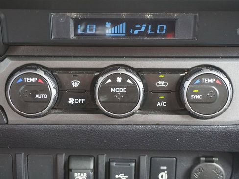 Used 2021 Toyota Tacoma TRD Off-Road w/ Blackout Package (TMS) AWD/4WD image 11