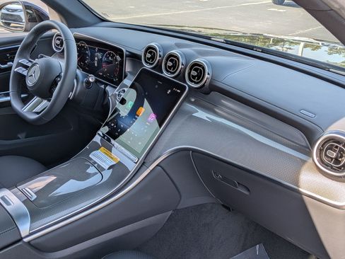 New 2026 Mercedes-Benz GLC 300 4MATIC image 32