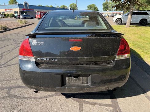 Used 2013 Chevrolet Impala LTZ FWD image 6