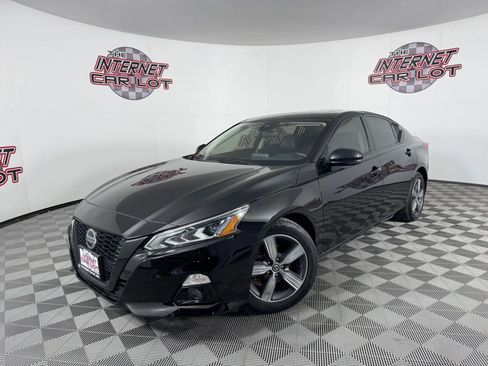 Used 2022 Nissan Altima 2.5 SL FWD image 1