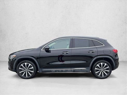Certified 2022 Mercedes-Benz GLA 250 image 9