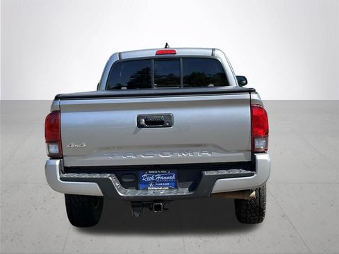 Used 2020 Toyota Tacoma SR w/ SR Convenience Package AWD/4WD image 7