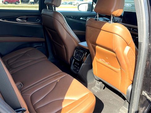 Used 2021 Lincoln Nautilus Reserve image 14