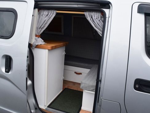 Used 2013 Nissan NV200 S w/ Cruise Control Pkg image 27