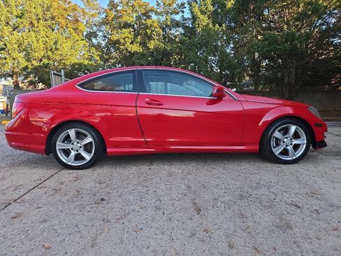 Used 2014 Mercedes-Benz C 250 Coupe image 34