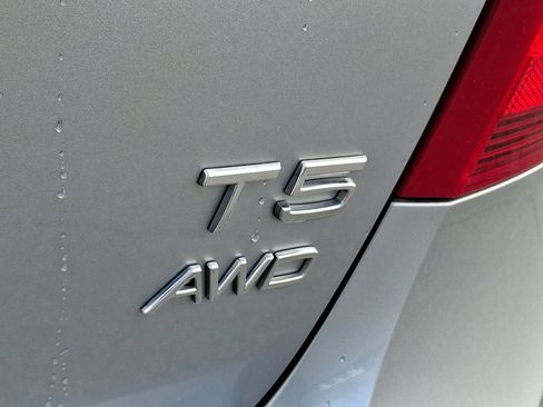 Used 2013 Volvo S60 T5 image 33