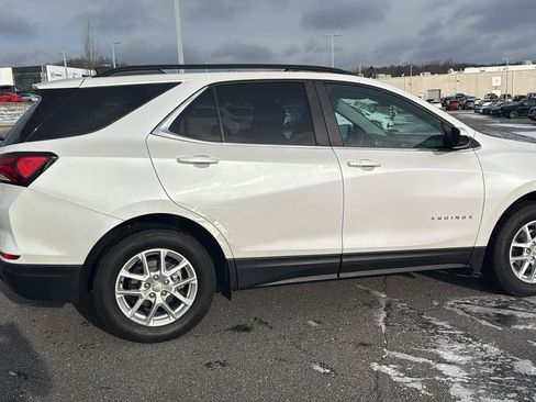 Used 2022 Chevrolet Equinox LT image 4