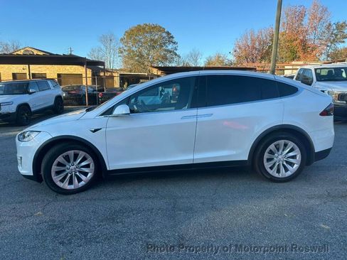 Used 2019 Tesla Model X 100D image 4