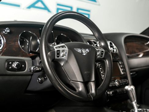 Used 2009 Bentley Flying Spur Flying Spur Speed w/ Convenience Specification Pkg image 2