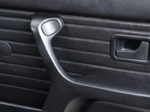 Used 1988 BMW M3 Coupe image 90