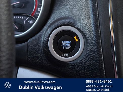 Used 2018 Dodge Journey SE image 20