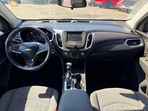 Certified 2024 Chevrolet Equinox LT w/ LPO, Floor Liner Package image 21