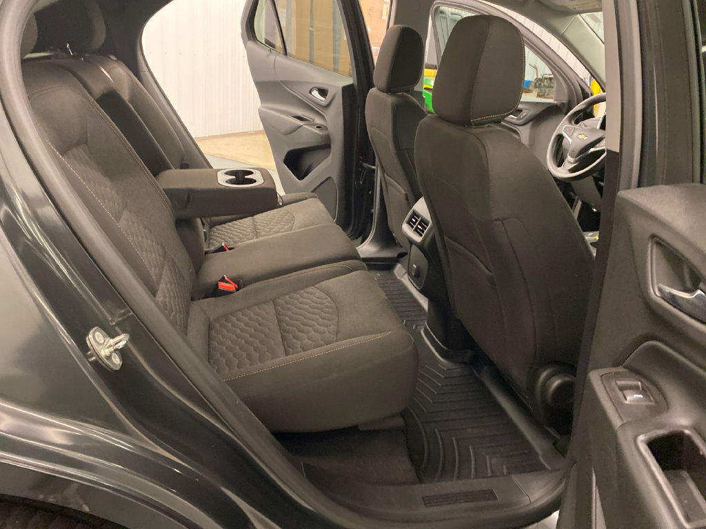 Used 2018 Chevrolet Equinox LT FWD image 28
