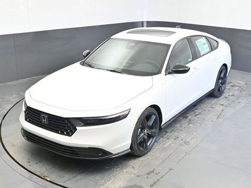 New 2026 Honda Accord Hybrid Sport-L image 15